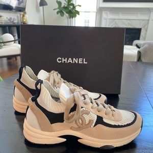 CHANEL knit and suede calfskin beige, white & black sneakers